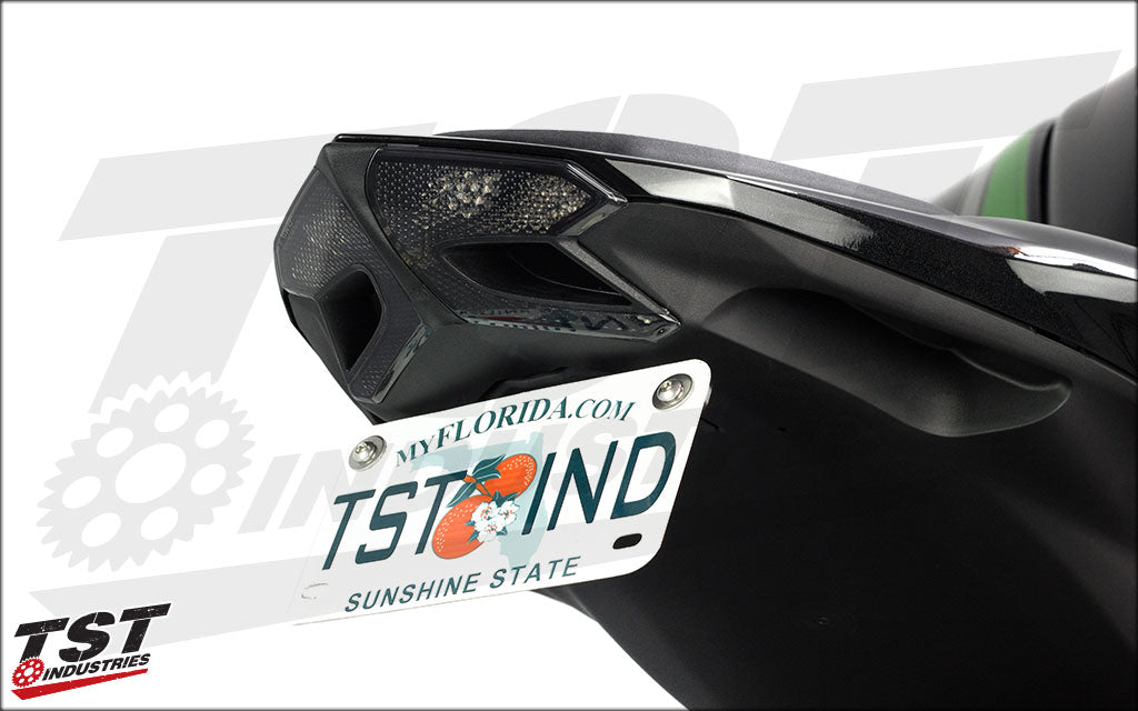 Clean up the tail end of your Z800. Shown with Elite-1 Fender Eliminator (sold separately).