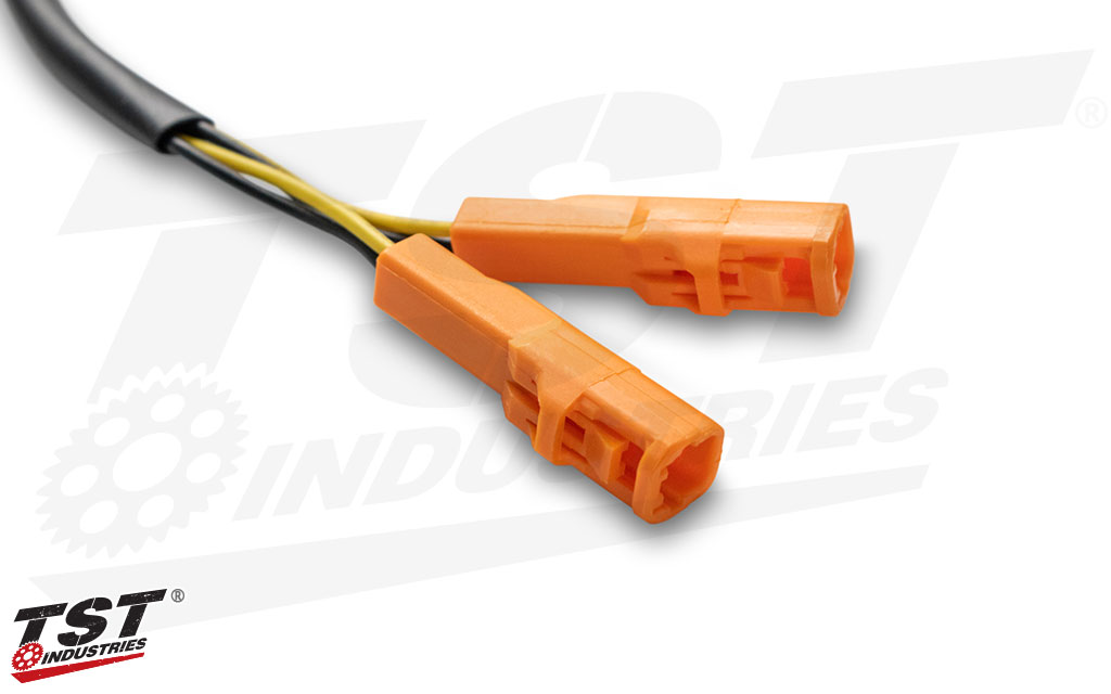 Close up of Honda converter plug.