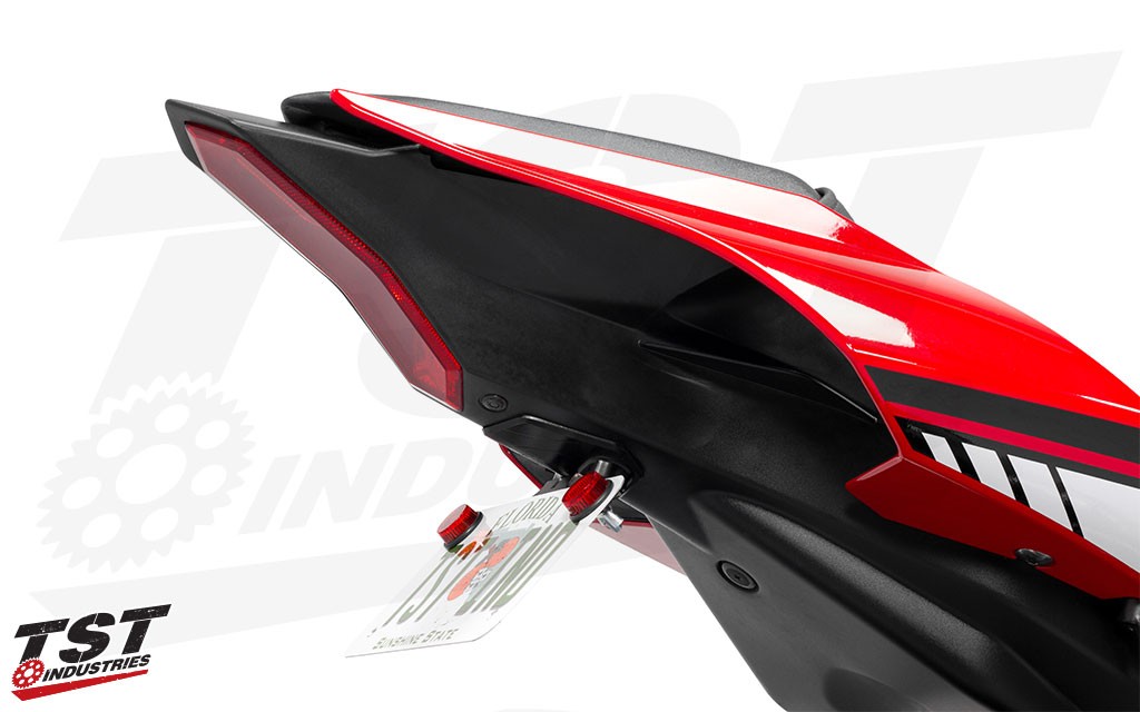 Standard "Fixed" Bracket installed on the Yamaha R1.