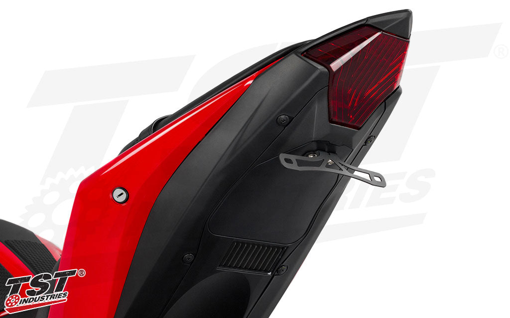 Fixed Elite-1 Fender Eliminator on the Yamaha R3.