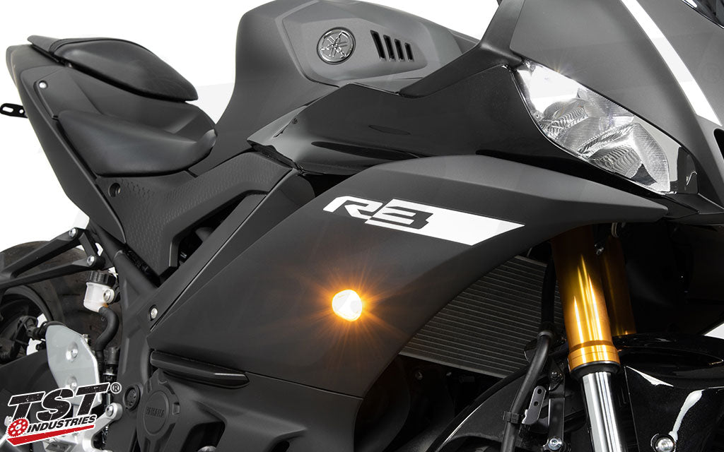 Features incredibly bright LEDs that demand attention while on the street.