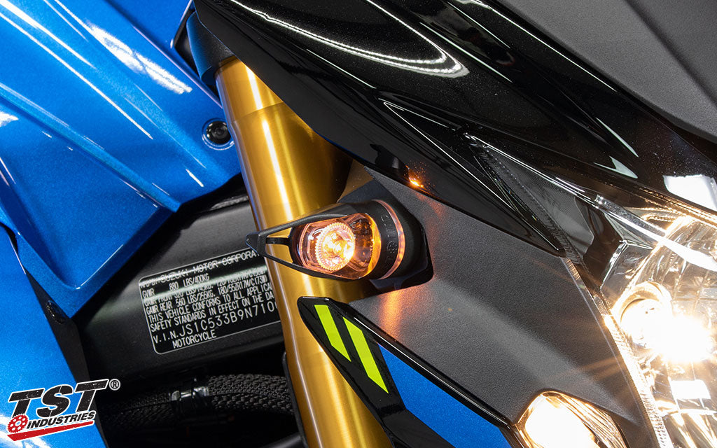 Bright SMD-style LED produces incredible light output to ensure the bright turn indicators possible.