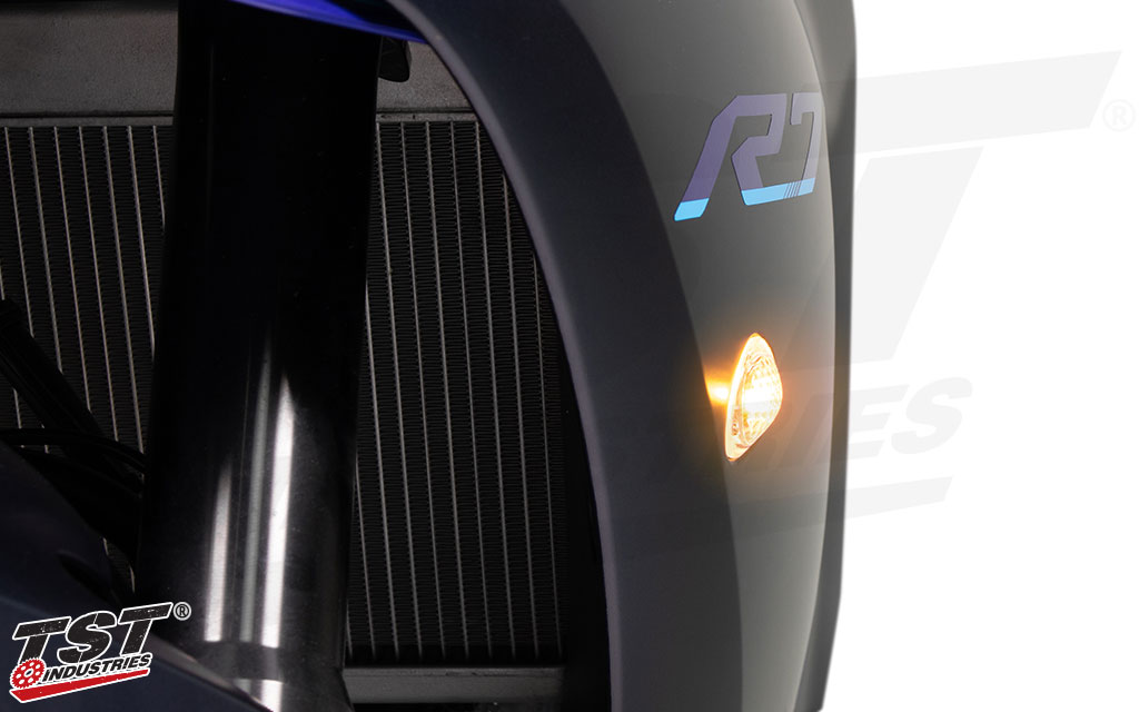 Upgrade your Yamaha R7 with TST HALO-GTR LED Front Turn Signals.