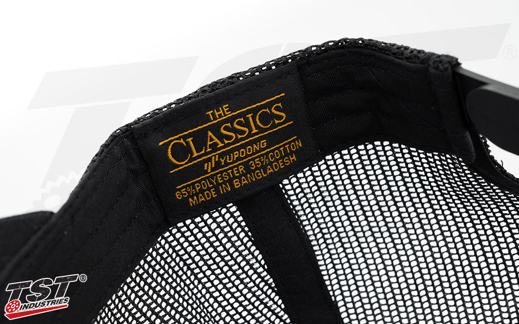 47% cotton, 28% nylon, 25% polyester.