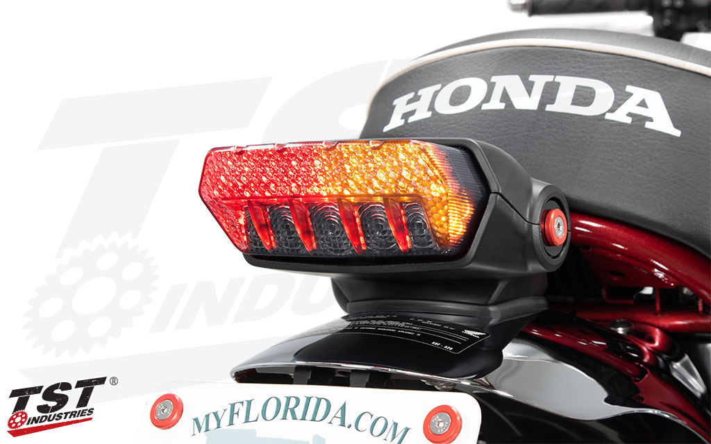 Built-in turn signals cut the bulk and feature 3 different programmable light modes.