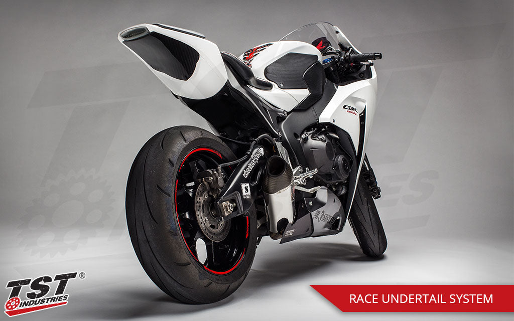 The high quality undertail is available in matte finish