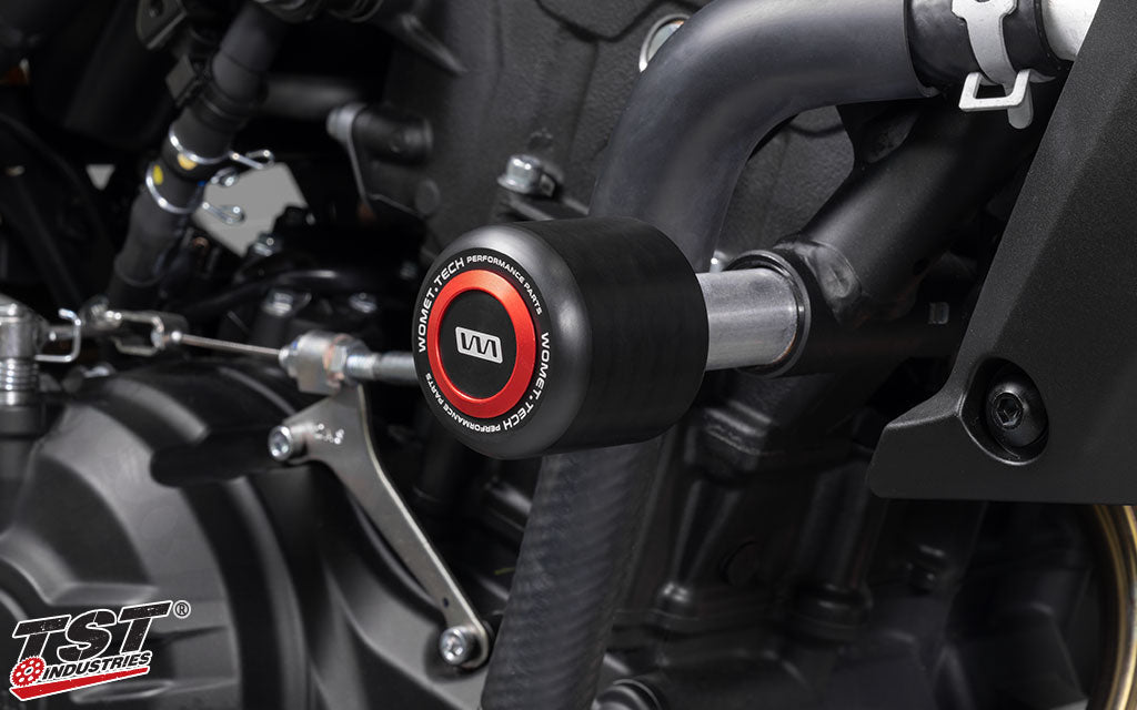 Protect your Yamaha MT-03 with frame sliders that feature secure mounting and robust delrin pucks.