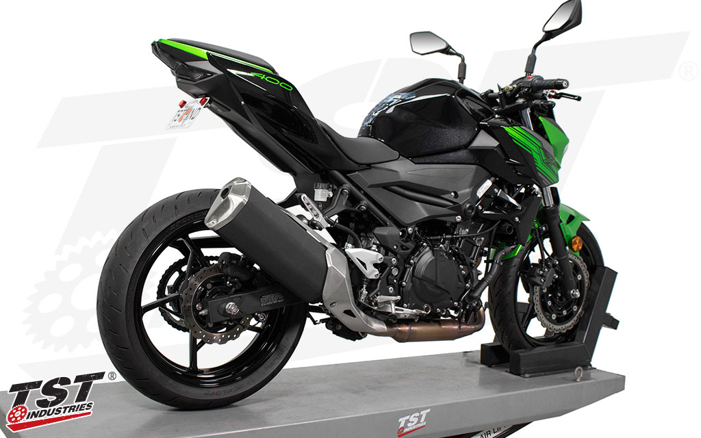 Remove the Z400 stock fender and gain a sleek and low profile license plate mounting solution.