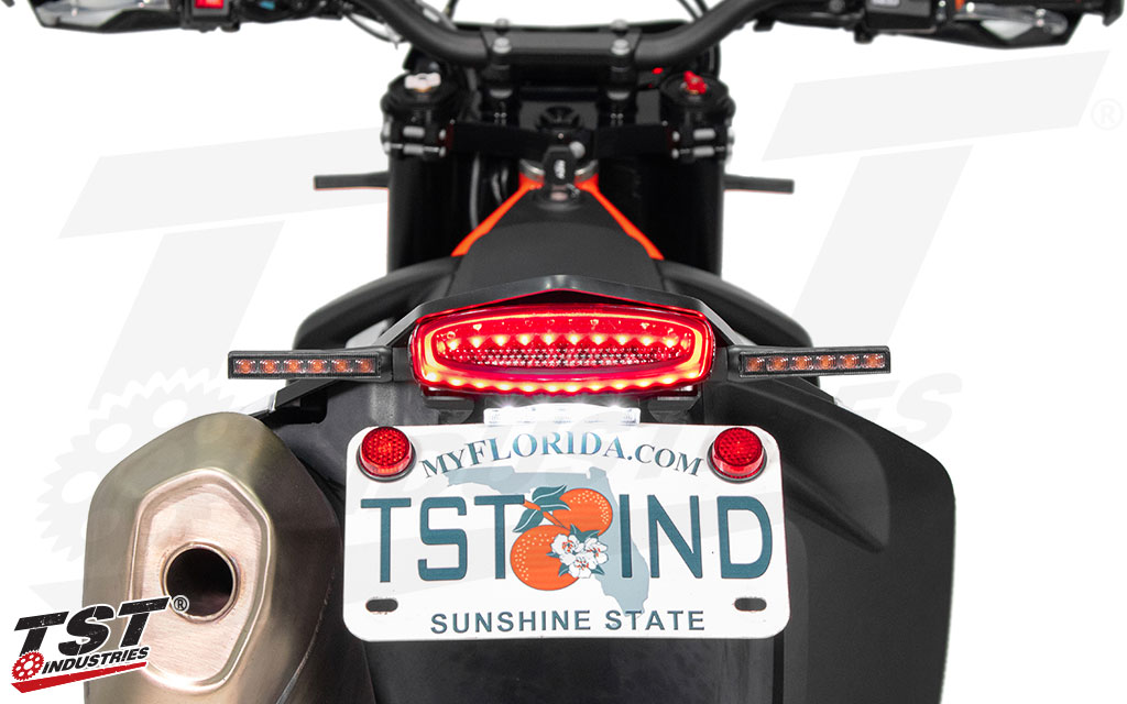 Fully compatible with any TST LED Pod Turn Signal or aftermarket turn signal using bullet connectors and standard stud width.