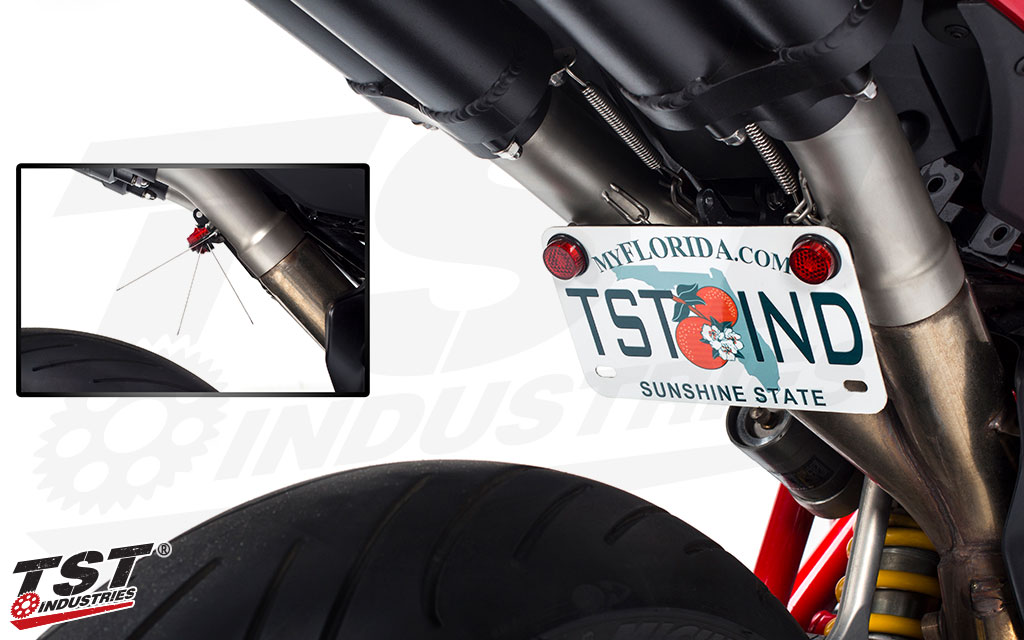 Adjustable design enables you to pick the license plate angle that you like best.