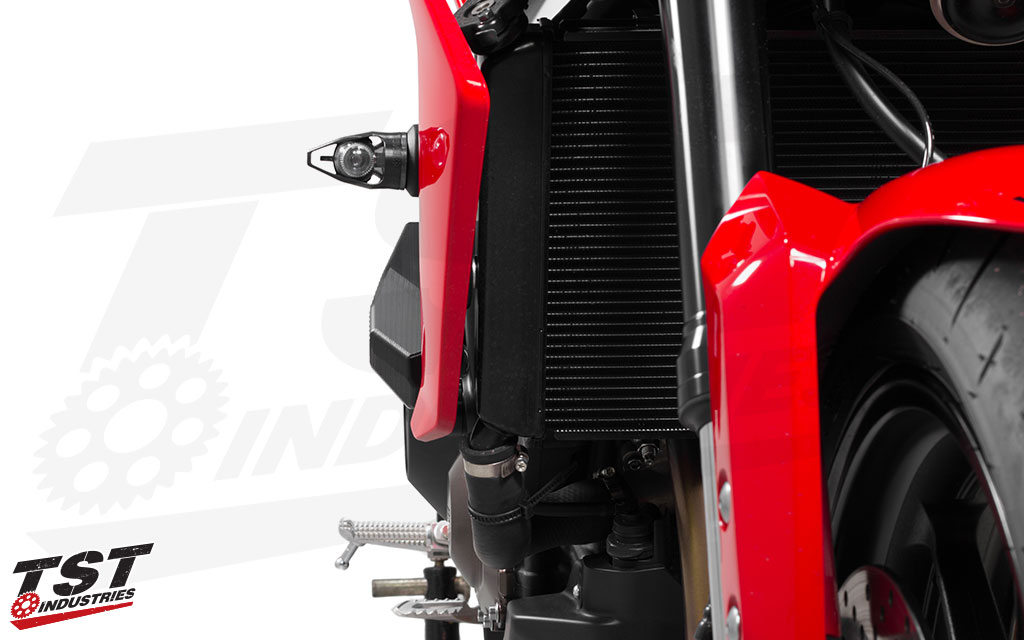 Protect your Yamaha with the Womet-Tech Evos Frame Sliders.
