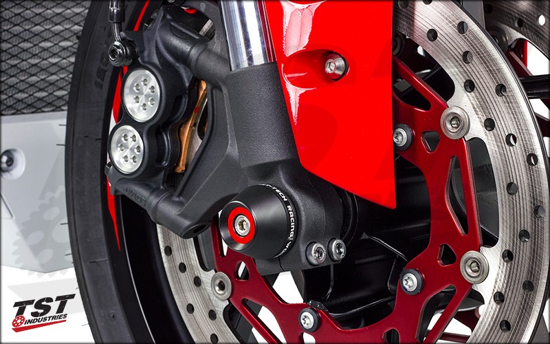Womet-Tech Yamaha 2015 YZF R1 Fork Slider Crash Protector installed on the Yamaha R1. 