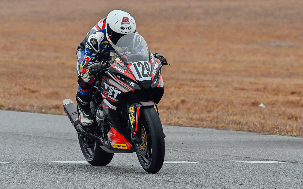 TST Industries WORX Suzuki GSX-8R Race Bike at Jennings GP