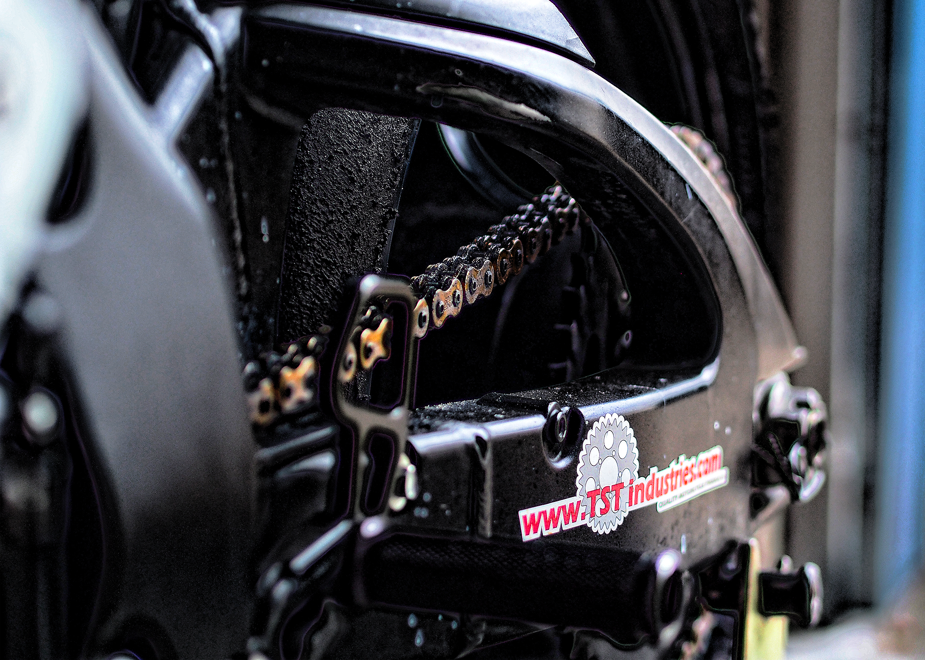 Chain with Sticker_PNG