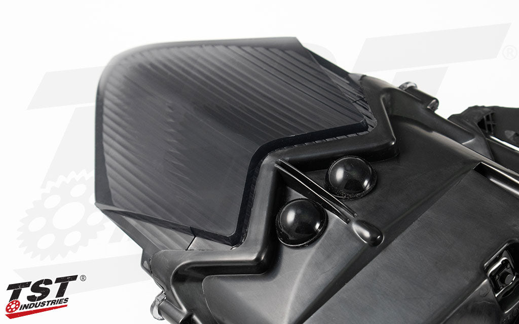 Our exclusive lens design is gorgeous from any angle.