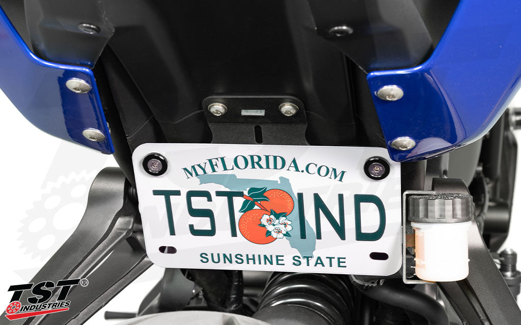 Mount your MT-07 license plate low and tucked under the seat.