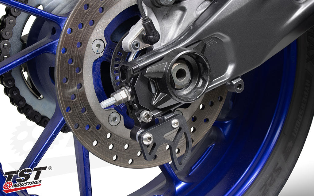 TST Captive Chain Adjusters | Yamaha R7 2022-2025