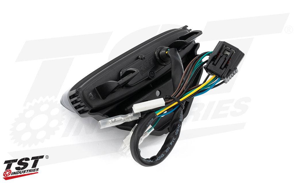 Plug and play wiring ensures a quick installation with no need to fuss with splicing or soldering wires.