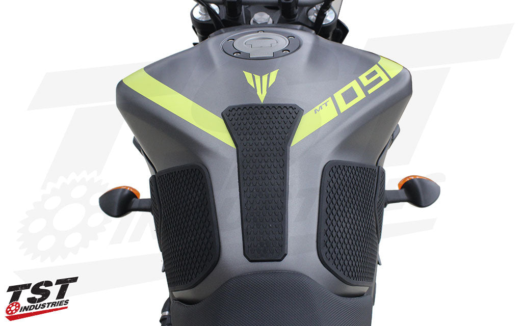 Includes a center tank protector.