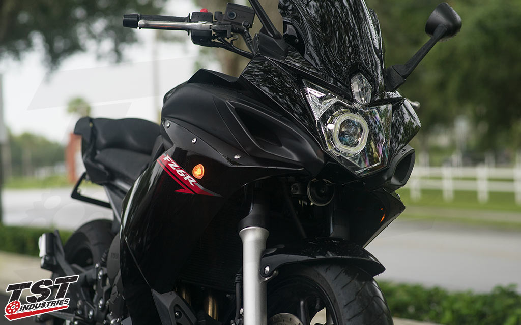 Bright LED turn indicators combined with the unique geomgety provide excellent visibility from all angles.