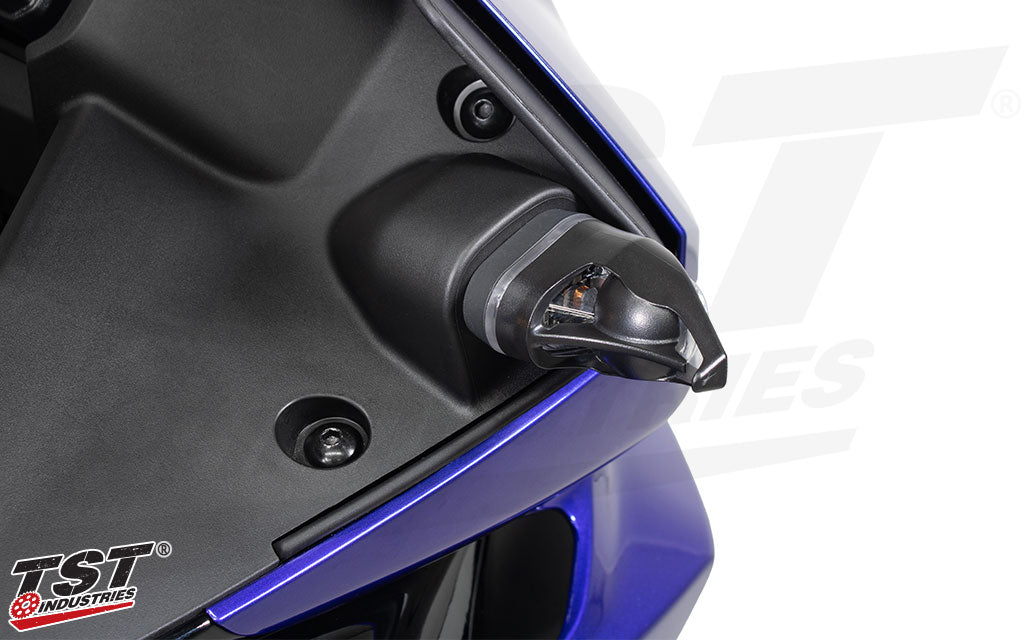 TST MECH-GTR LED Front Turn Signals | Yamaha R3 2025+