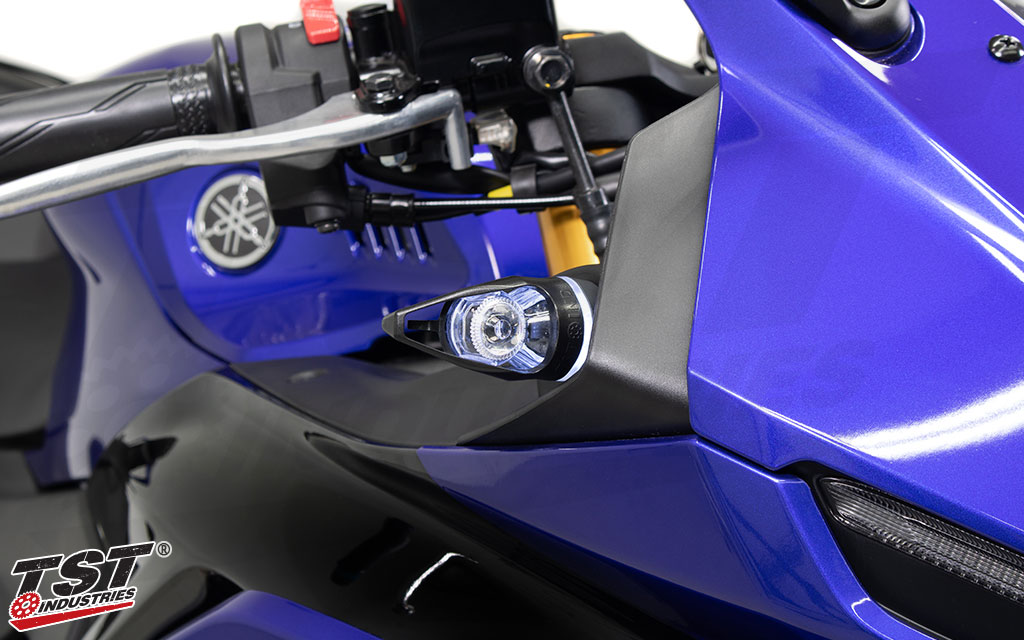 TST MECH-GTR LED Front Turn Signals | Yamaha R3 2025+