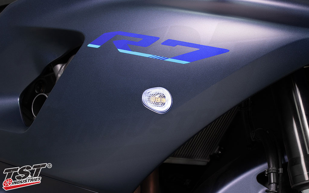 HALO-GTR turn signals feature a bright Halo perimeter running light.