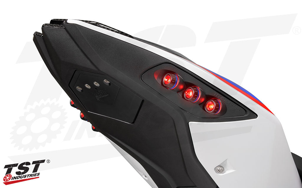 Designed to accentuate the BMW S1000RR design language.