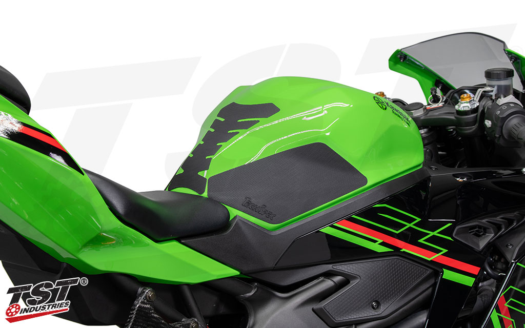 タカナメンタイページ New 2025 Kawasaki Ninja® ZX™-10R KRT Edition ABS, Medford OR