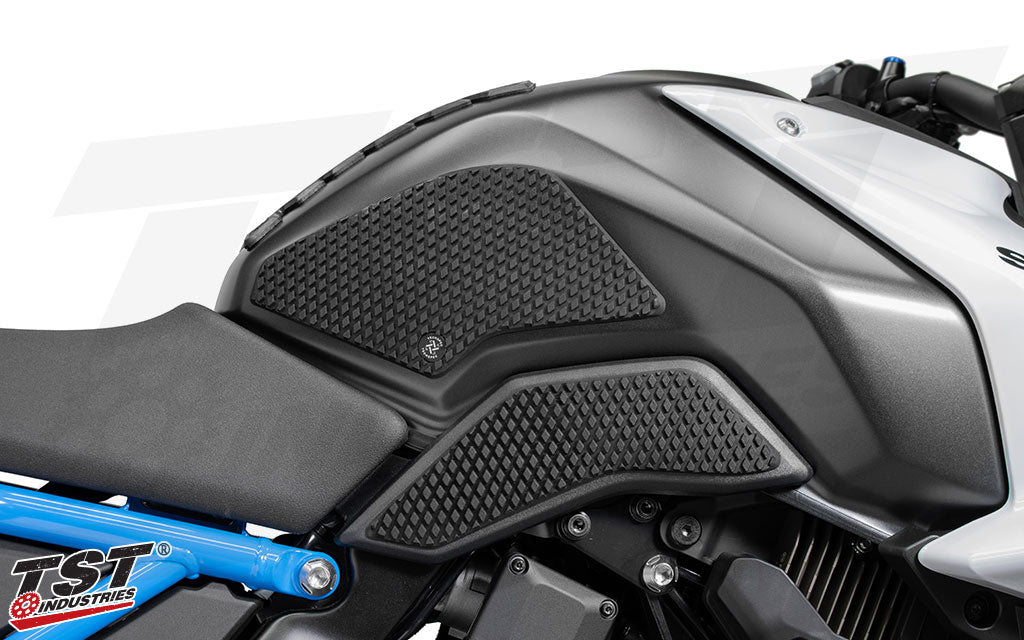 TechSpec Gripster Tank Grips | Suzuki GSX-8S / GSX-8R