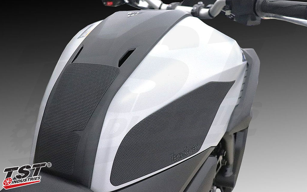 Includes matching center tank grip.