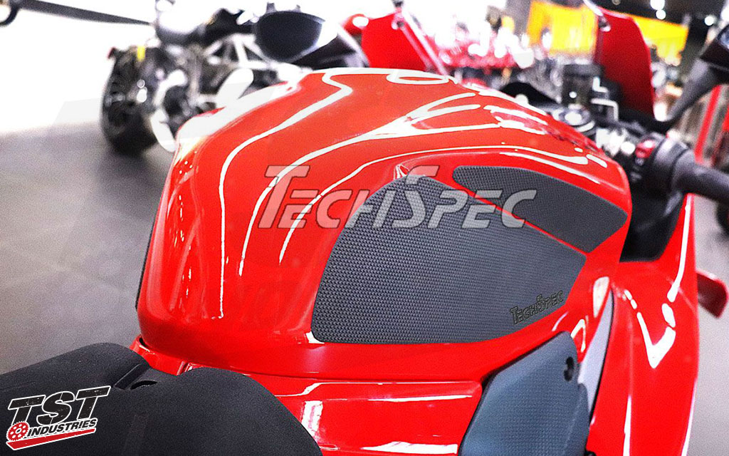 TechSpec Gripster Tank Grips | Ducati Panigale / Streetfighter V4