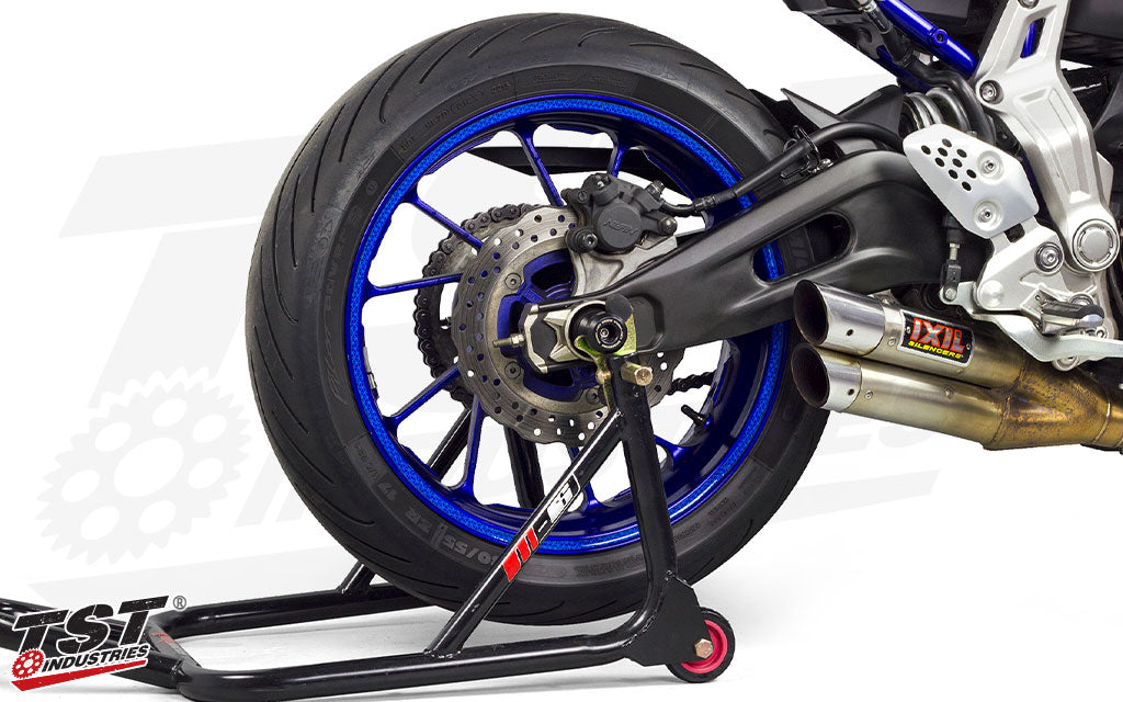 Rear Axle Slider | Yamaha FZ07 / MT07 / XSR700 / YZF-R7