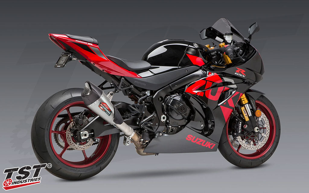 Ditch the huge stock exhaust and improve the sound, performance, and looks of your 2017+ GSX-R1000 with the Yoshimura Alpha T.
