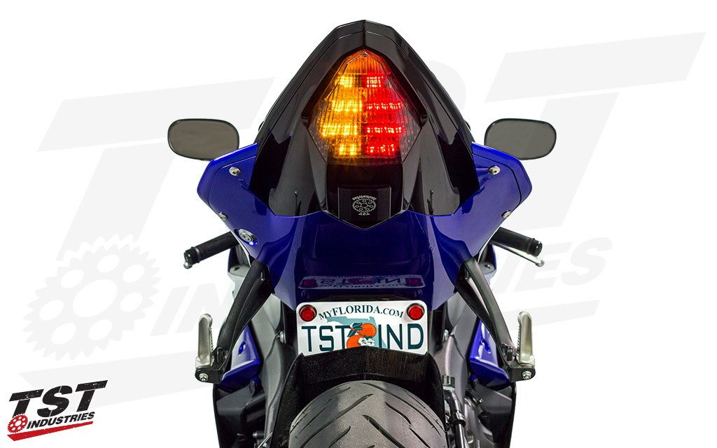 Clean up the tail of your Yamaha R6 with the TST LED Integrated Tail Light and the Fender Eliminator.