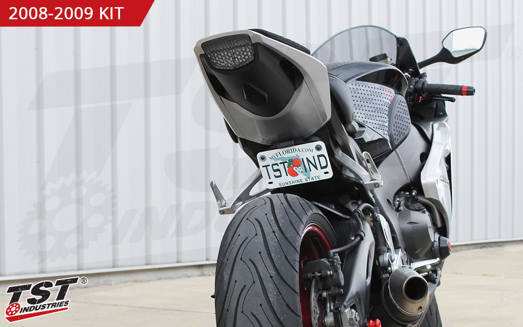 This Hyperpack bundle includes everything you need to update the rear of your CBR1000RR.