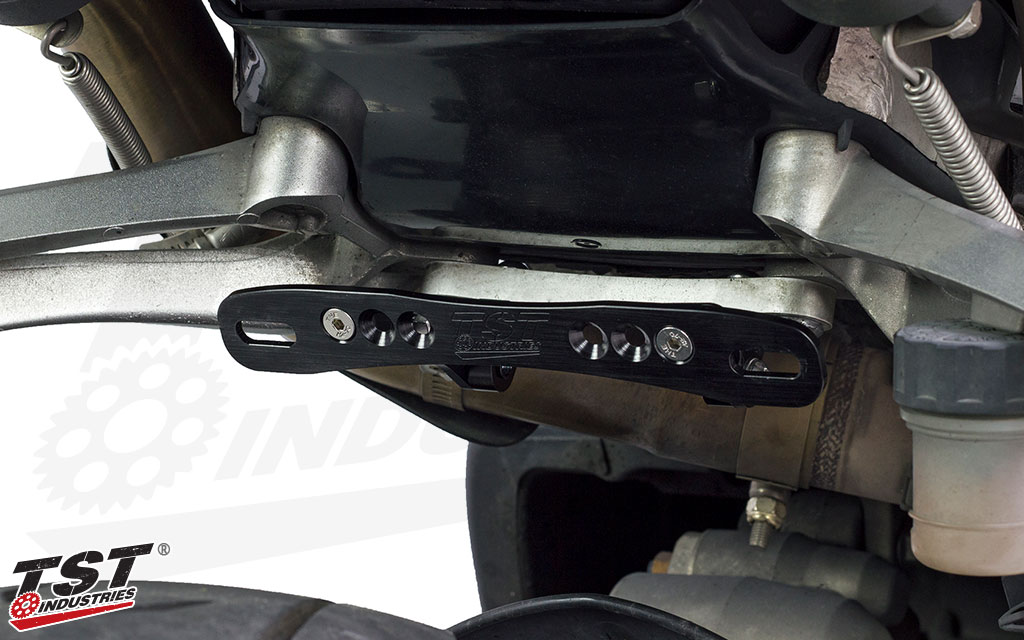 Clean up your 2009-2014 Yamaha R1 with a tail tidy kit from TST Industries.