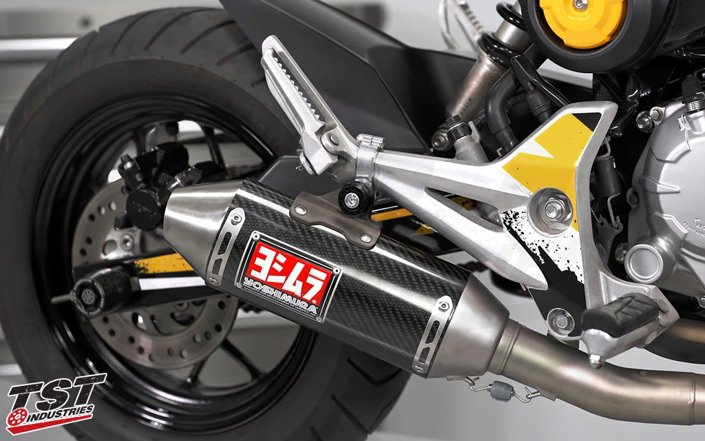 Mount the Yoshimura RS-2 on your 2013 - 2016 Honda Grom with our exclusive Low Mount Mounting Bracket.