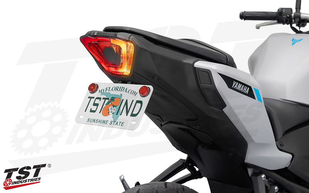 Toss the stock turn signals and upgrade your 2025+ Yamaha MT-03 with the TST Integrated Tail Light.