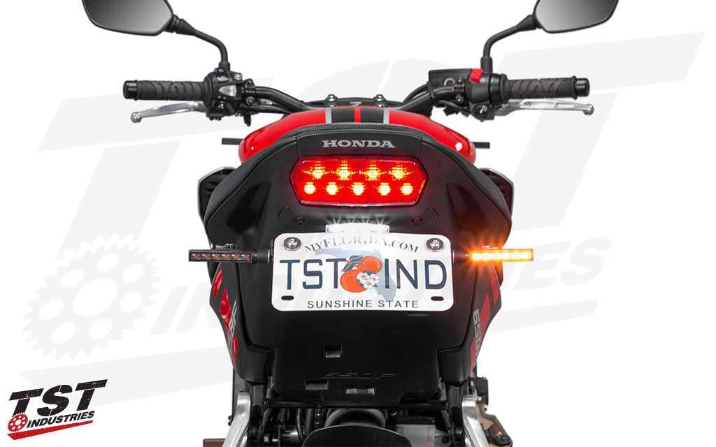 Give your Honda CB650F / CBR650F an all new look with this Fender Eliminator. (Low-Profile License Plate Light & BL6 Pod Signals sold separately)