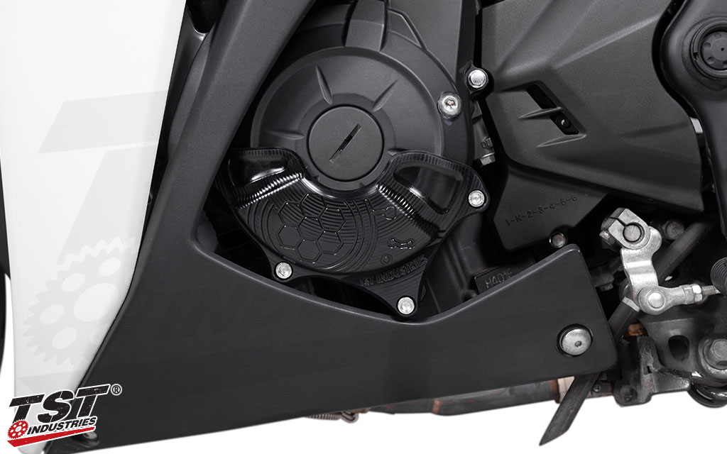 Add robust crash protection to your Yamaha R3 with a durable stator Case Cover from TST.