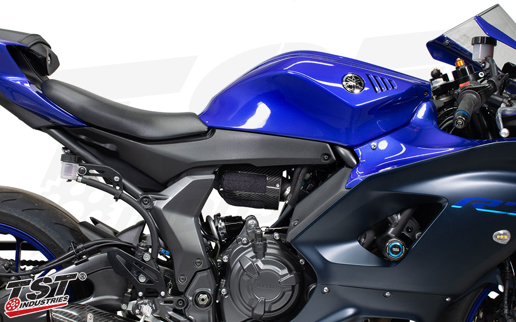 TST WORX Airbox installed on the Yamaha YZF-R7.