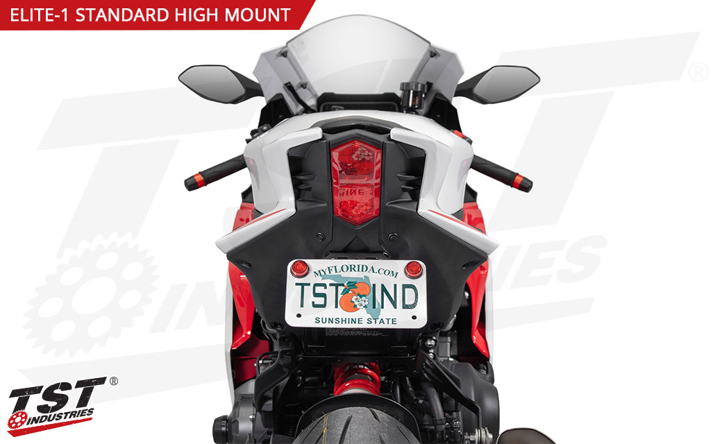 Standard brakcet keeps your Yamaha R9 license plate in a position similar to stock without the bulk.
