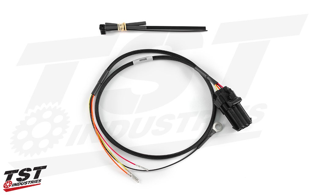 Connect the FTECU Data-Link harness to your Kawasaki Ninja 400 and adjust a wide range of parameters.