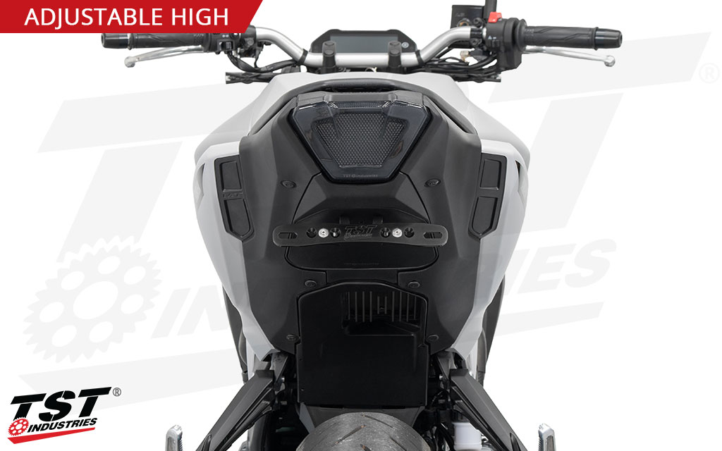 Select the license plate angle you want during installation.