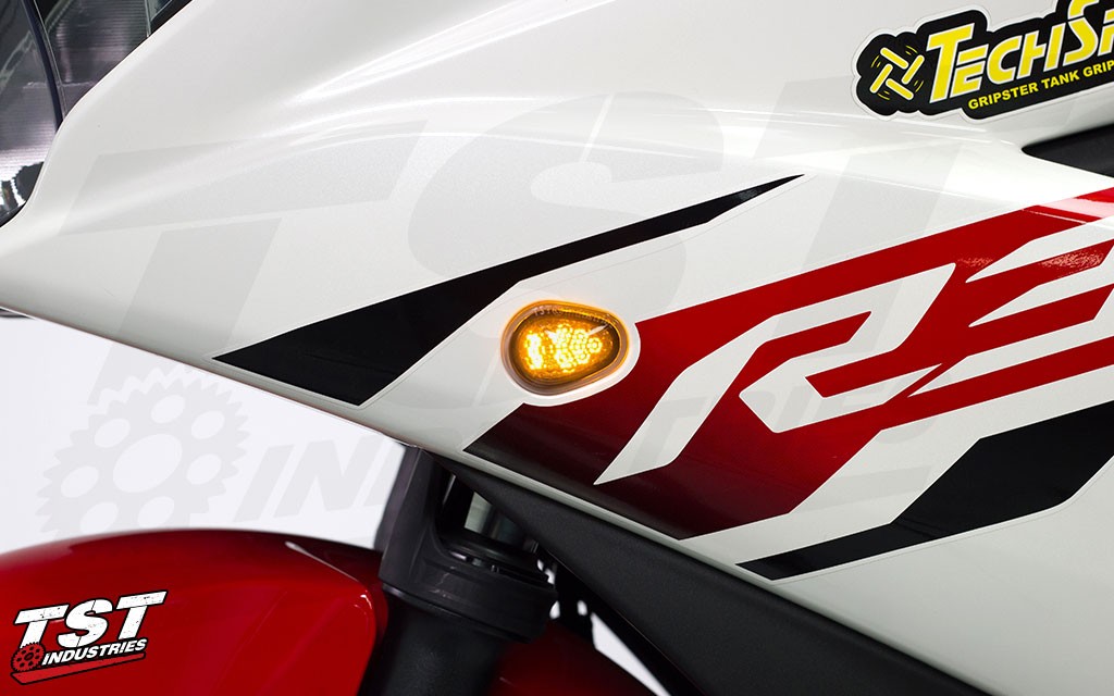 Clean up the front end of your 2015+ Yamaha R3. (Smoked Lens Shown)