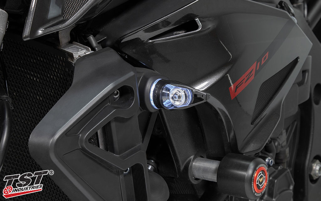 Select your MECH-GTR base glow color to match your Yamaha FZ-10 / MT-10.
