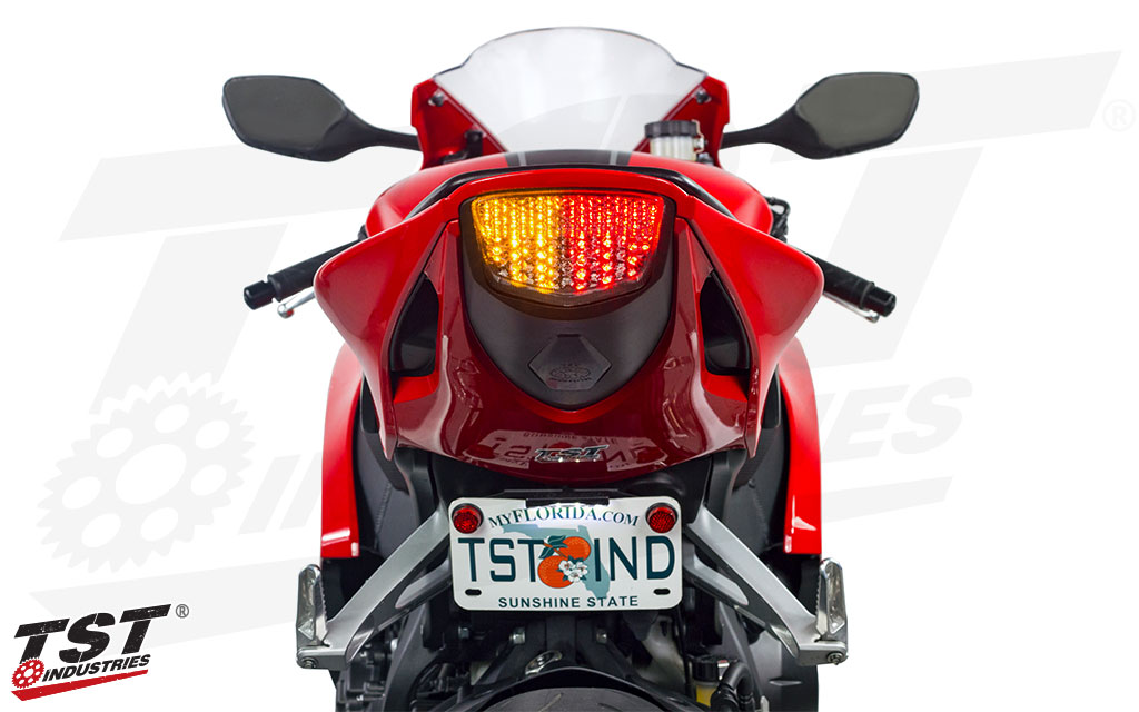 Built-in LED turn signals eliminate the bulky stock units in the 2012-2016 Honda CBR1000RR.