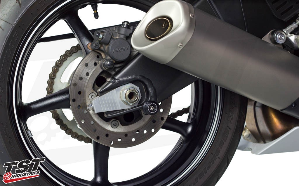 Womet-Tech | Yamaha R6 R1 Swingarm Spools