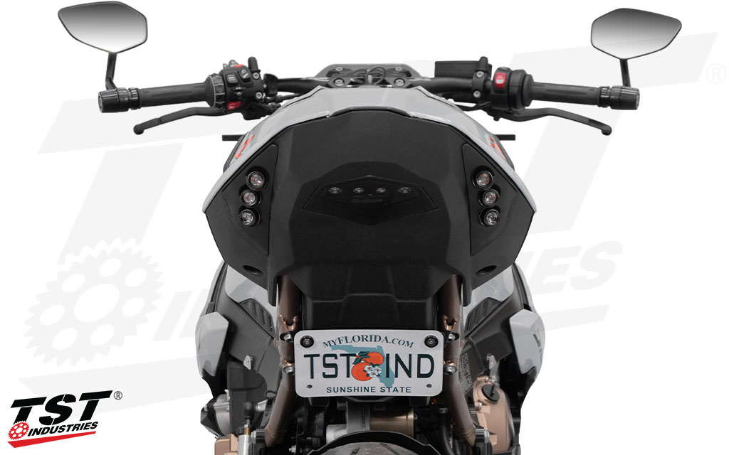 Crafted to improve the style of your S1000R even when it's not in use.